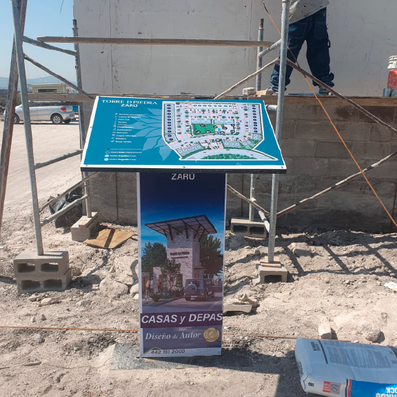 Estructura publicitaria instalada en Querétaro - proyecto 10